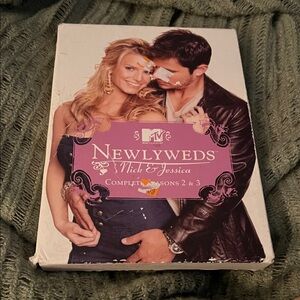 MTV Newlyweds Nick & Jessica DVD Set with Purple Cover #25